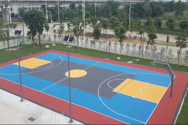 硅PU籃球場施工注意事項